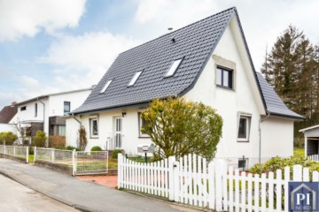 Einfamilienhaus mit Ausbaureserve – verwirklichen Sie Ihren Traum!, 24111 Kiel, Einfamilienhaus