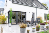 Sicht- und windgeschützte Südterrasse