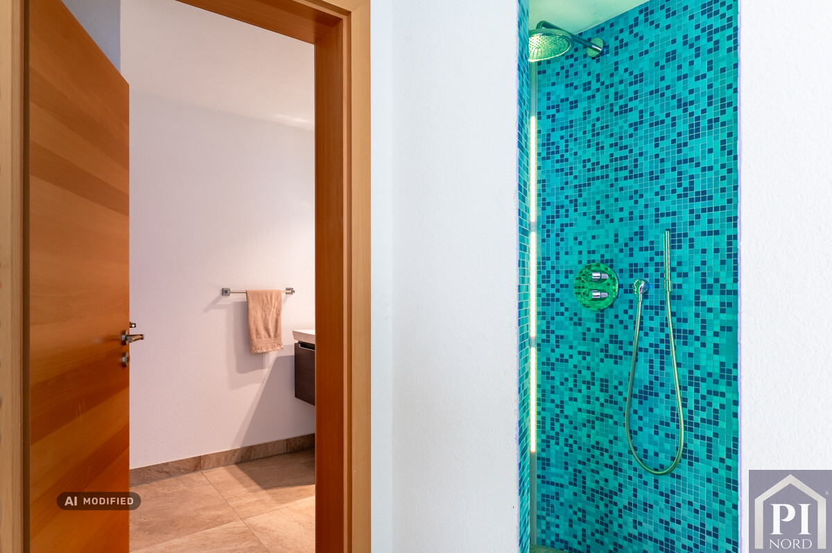 Separate Dusche im Wellnessbereich
