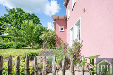 Top-Lage in Dänischenhagen – Architektenhaus mit freiem Feldblick!, 24229 Dänischenhagen, Einfamilienhaus