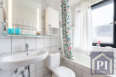 ... mit Badewanne
