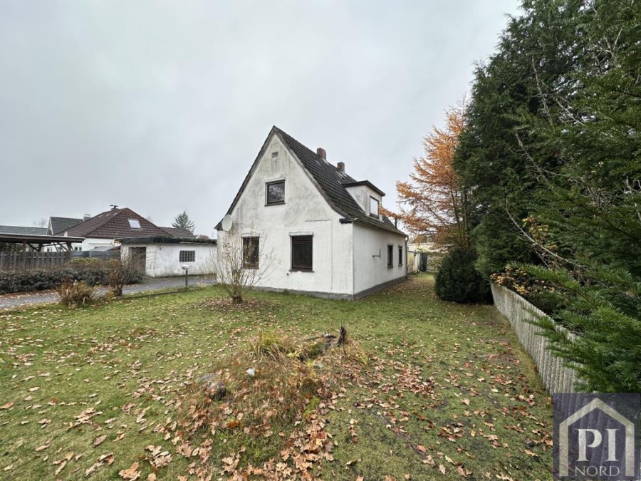 Großer Vorgarten