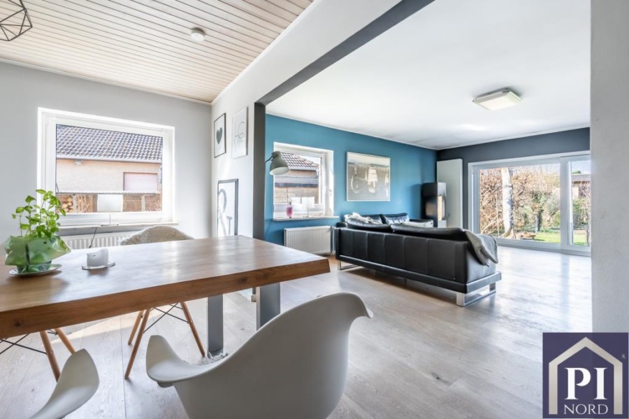 Offenes Wohn- und Esszimmer