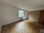 Schlafzimmer mit Blick auf den Stellplatz