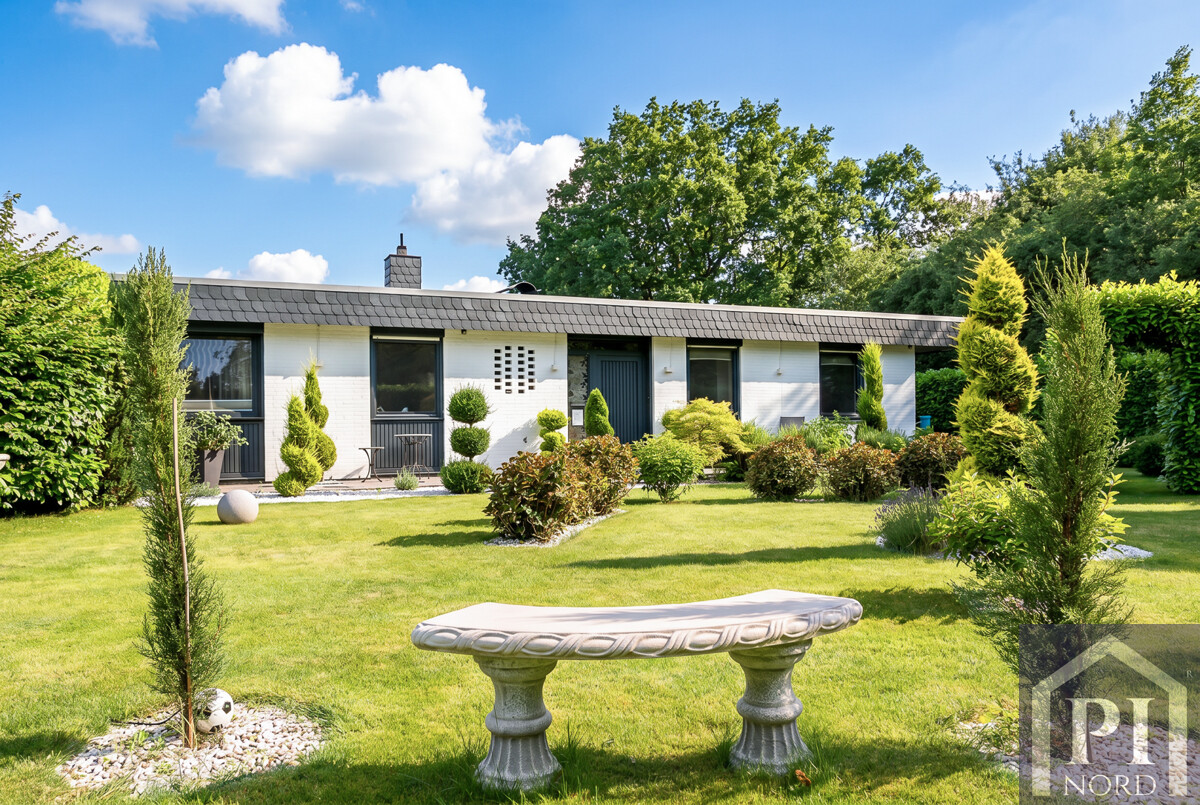 Flachdachbungalow