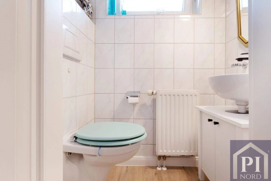 Gäste-WC EG