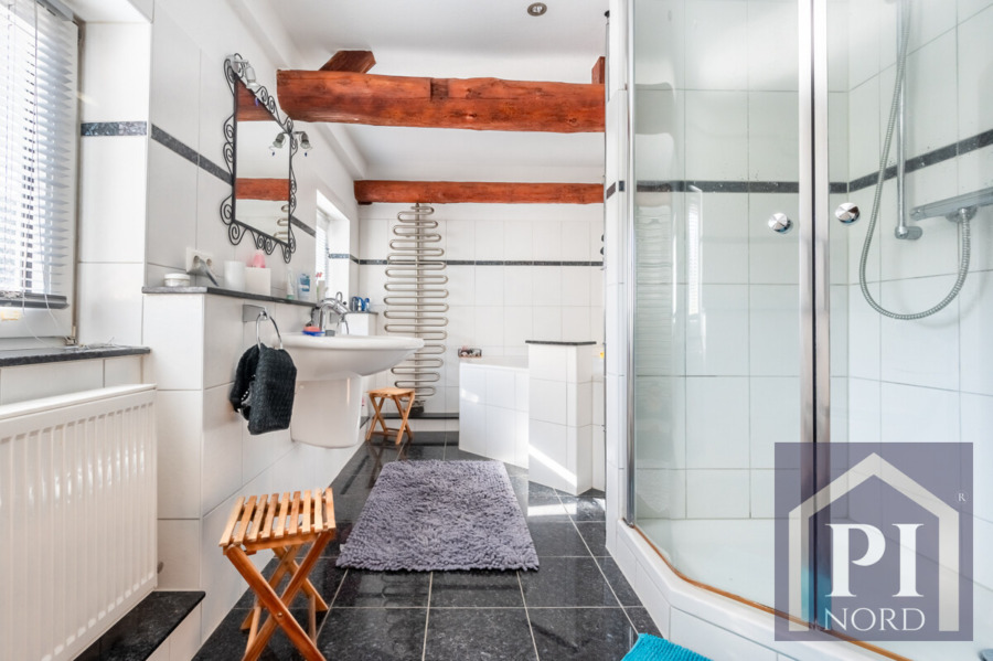 Badezimmer DG
