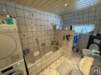 Badezimmer mit Wanne