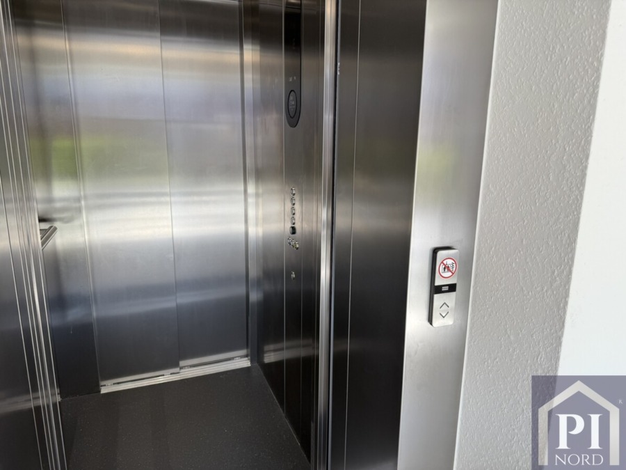 Neuer Personenaufzug