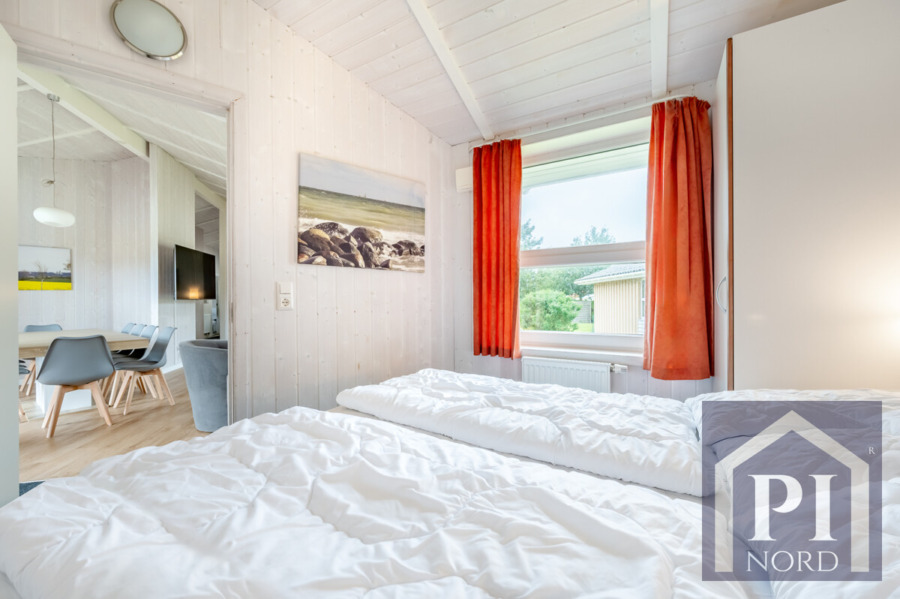 Schlafzimmer 4