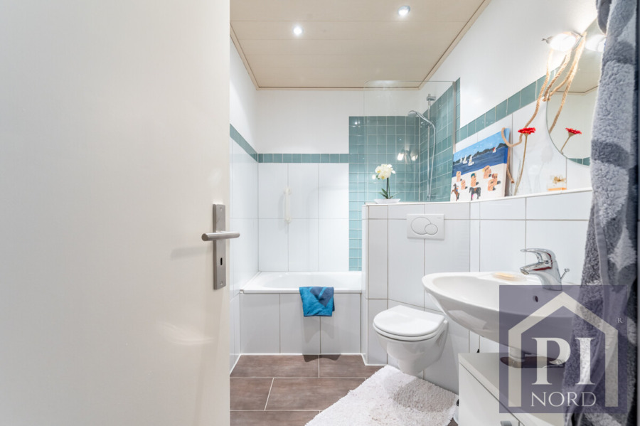 Modernes Badezimmer