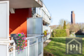 Balkon mit Blick aufs Ehrenmal