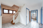 Zentrale Diel mit Treppe ins Dachgeschoss