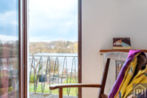 Balkonzimmer mit Seeblick