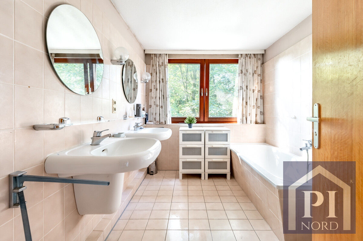Badezimmer im OG