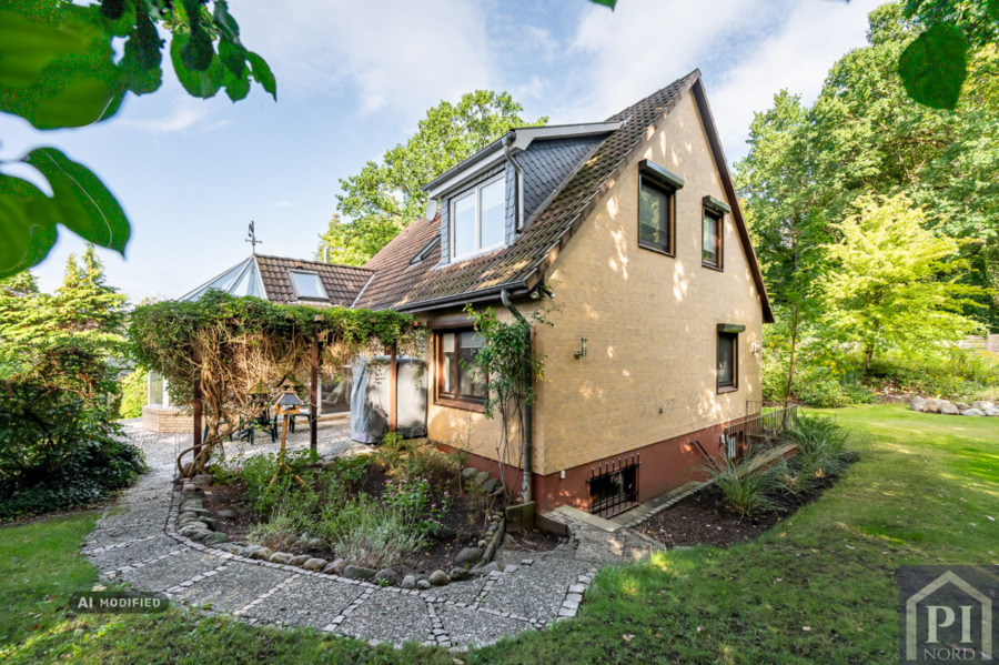 Seitliche Hausansicht