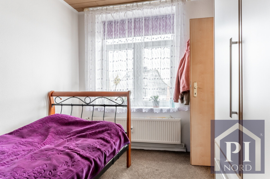 Whg. 3 - Schlafzimmer