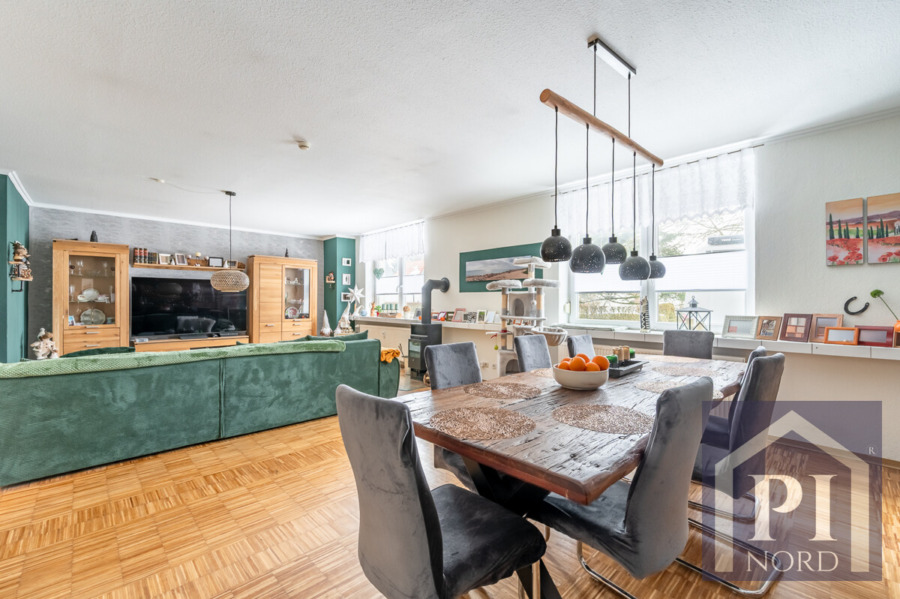 Whg. 5 - Wohn- und Esszimmer